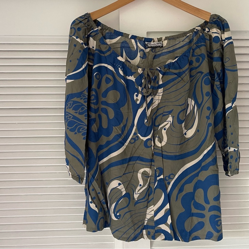 Manuhealiʻi Top